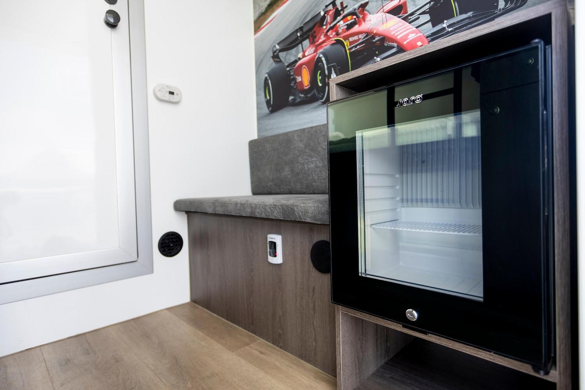 Hotel Racingtours Racecamp - Spielberg à Spielberg Bei Knittelfeld Chambre photo